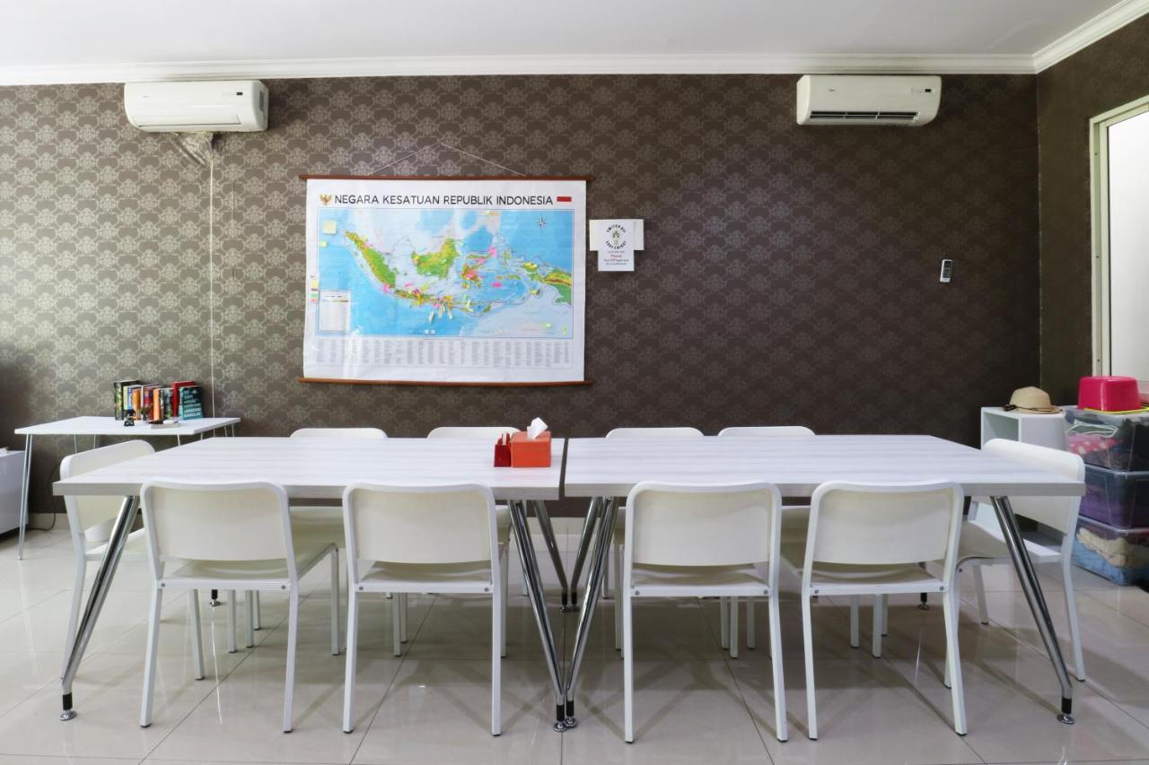 Homiestay Jakarta Exterior foto