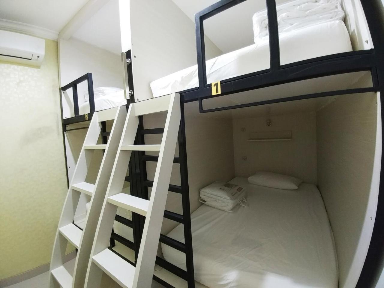Homiestay Jakarta Exterior foto
