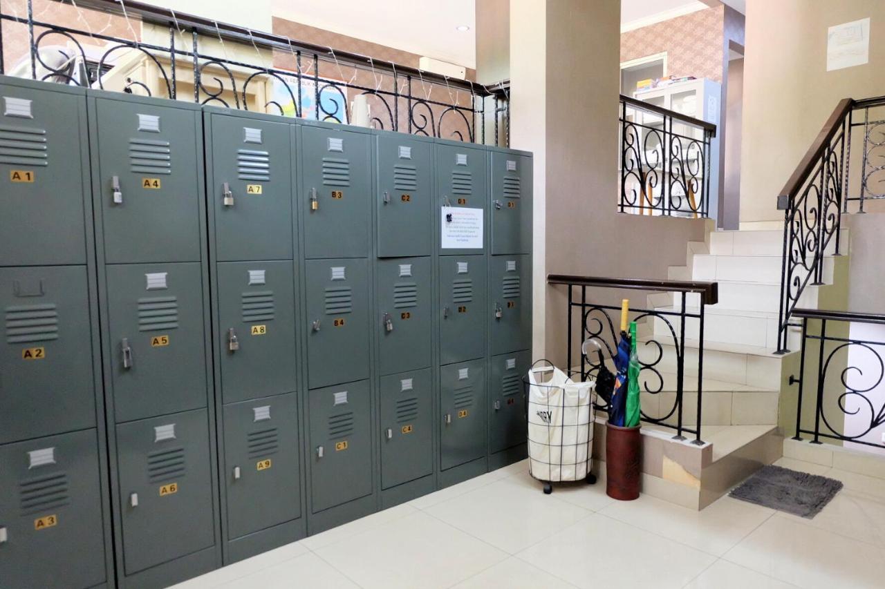 Homiestay Jakarta Exterior foto